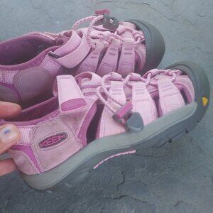 Kids PINK KEENS